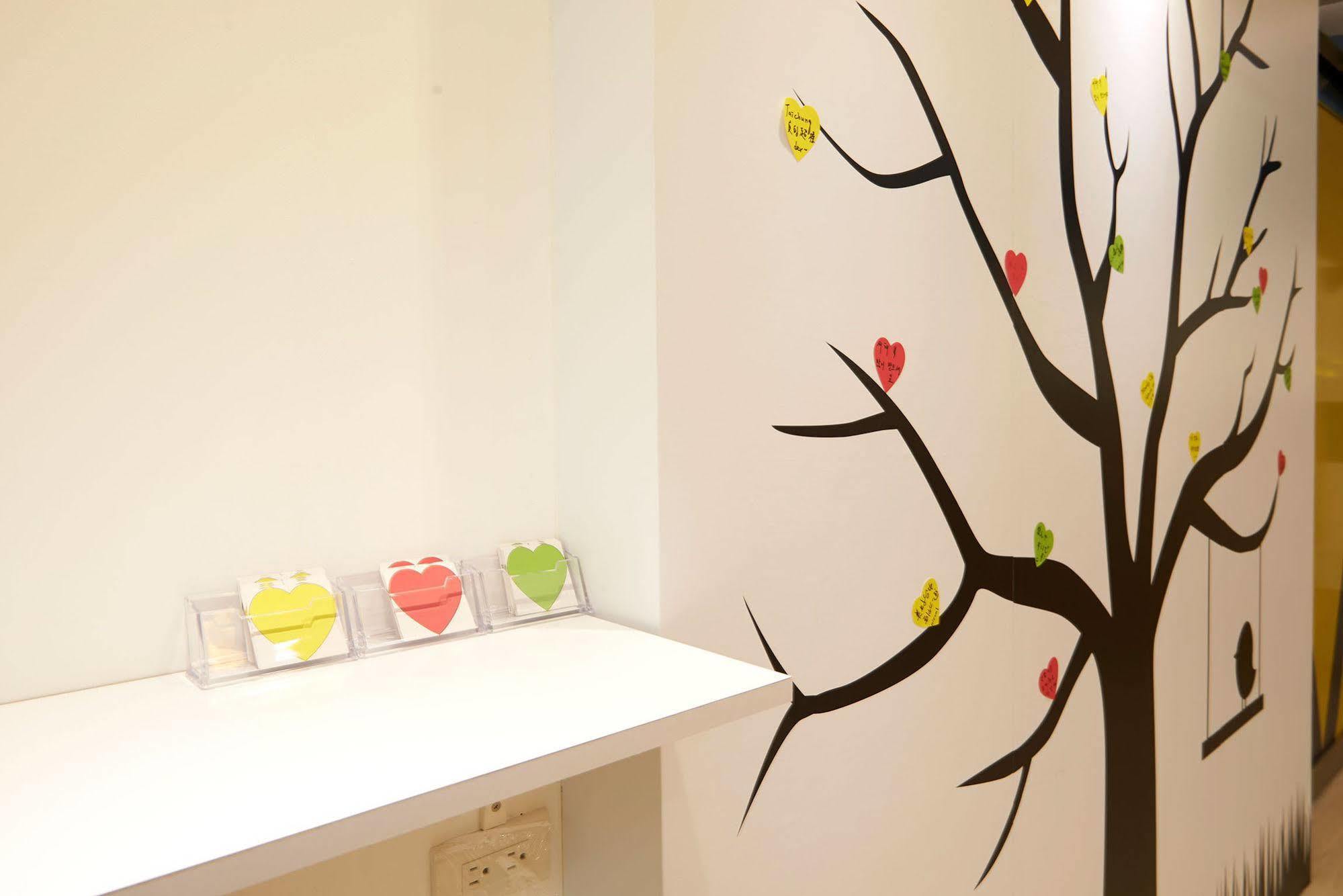 Ease Single Inn Taichung Exterior foto