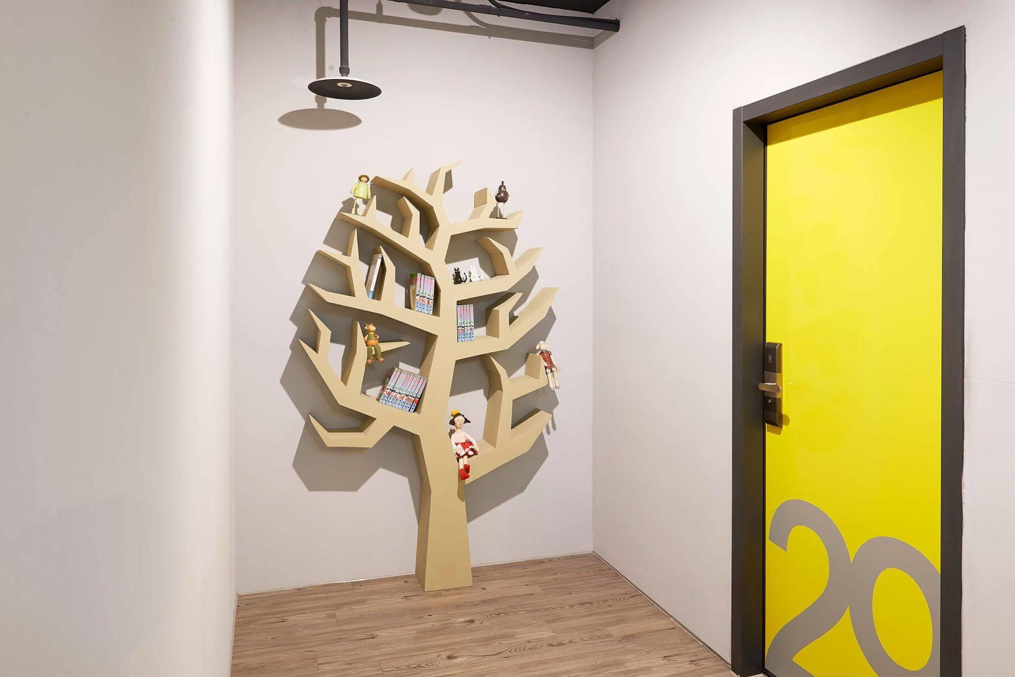 Ease Single Inn Taichung Exterior foto
